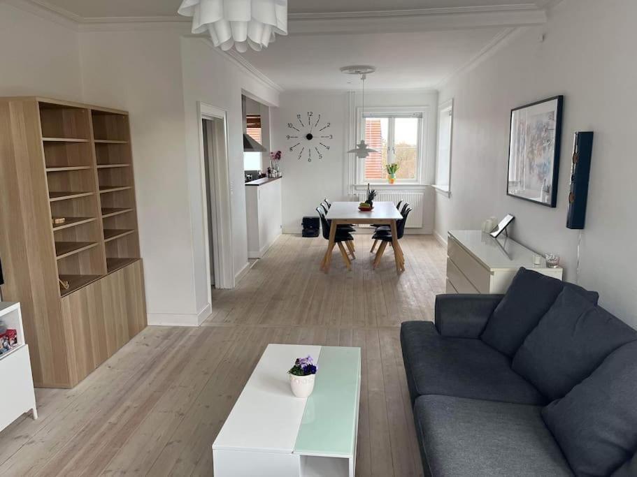 Familievenlig Lejlighed Taet Pa Amager Strand Koppenhága Kültér fotó